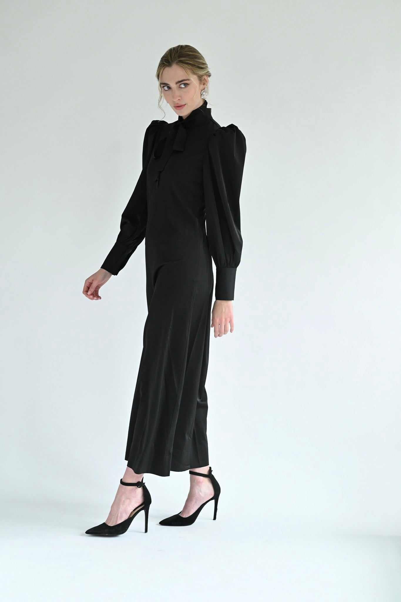Anita Bow Maxi Dress- Black